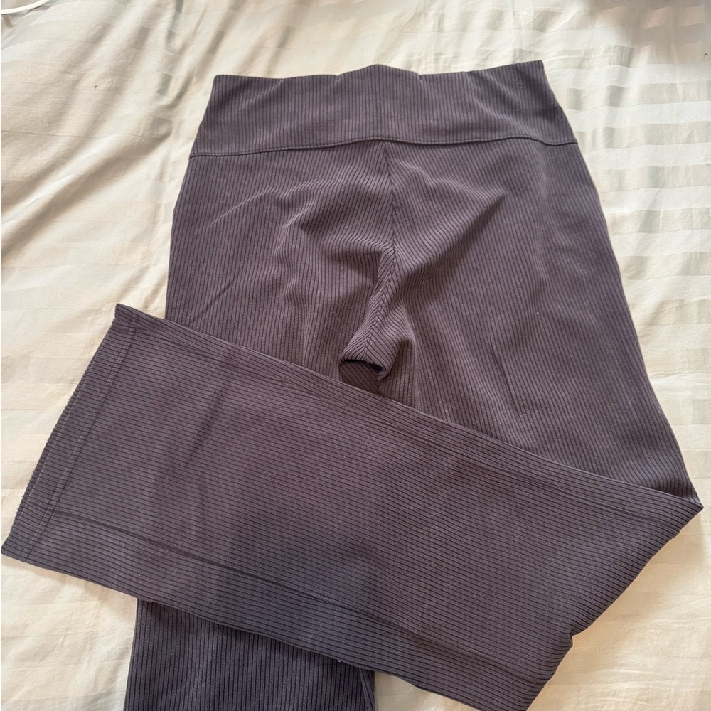 Black Lululemon flare pants - Picture 2 of 4